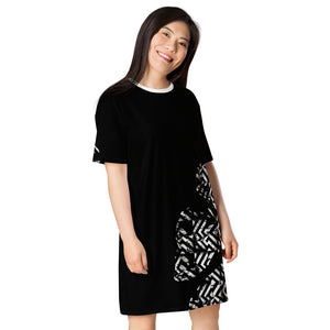 Madam Butterfly - Black T-shirt dress